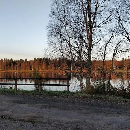 Full Cottage, Pay Per Rooms, 1-5Persons 1Room, 6-9Persons 2Rooms, 9-13Persons 3Rooms Lägenhet *