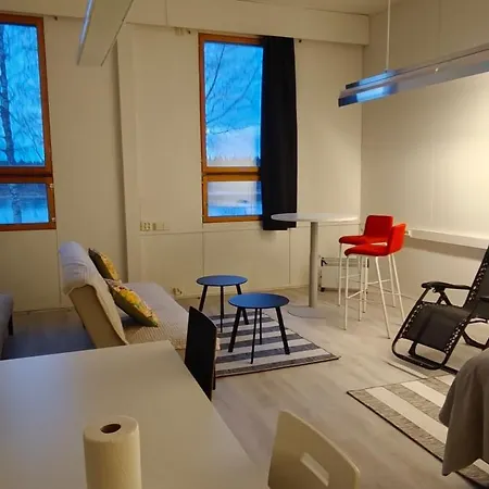 Full Cottage, Pay Per Rooms, 1-5Persons 1Room, 6-9Persons 2Rooms, 9-13Persons 3Rooms Lägenhet *