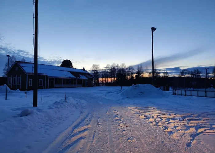 For Small Group Or Up To 14 Persons, Three